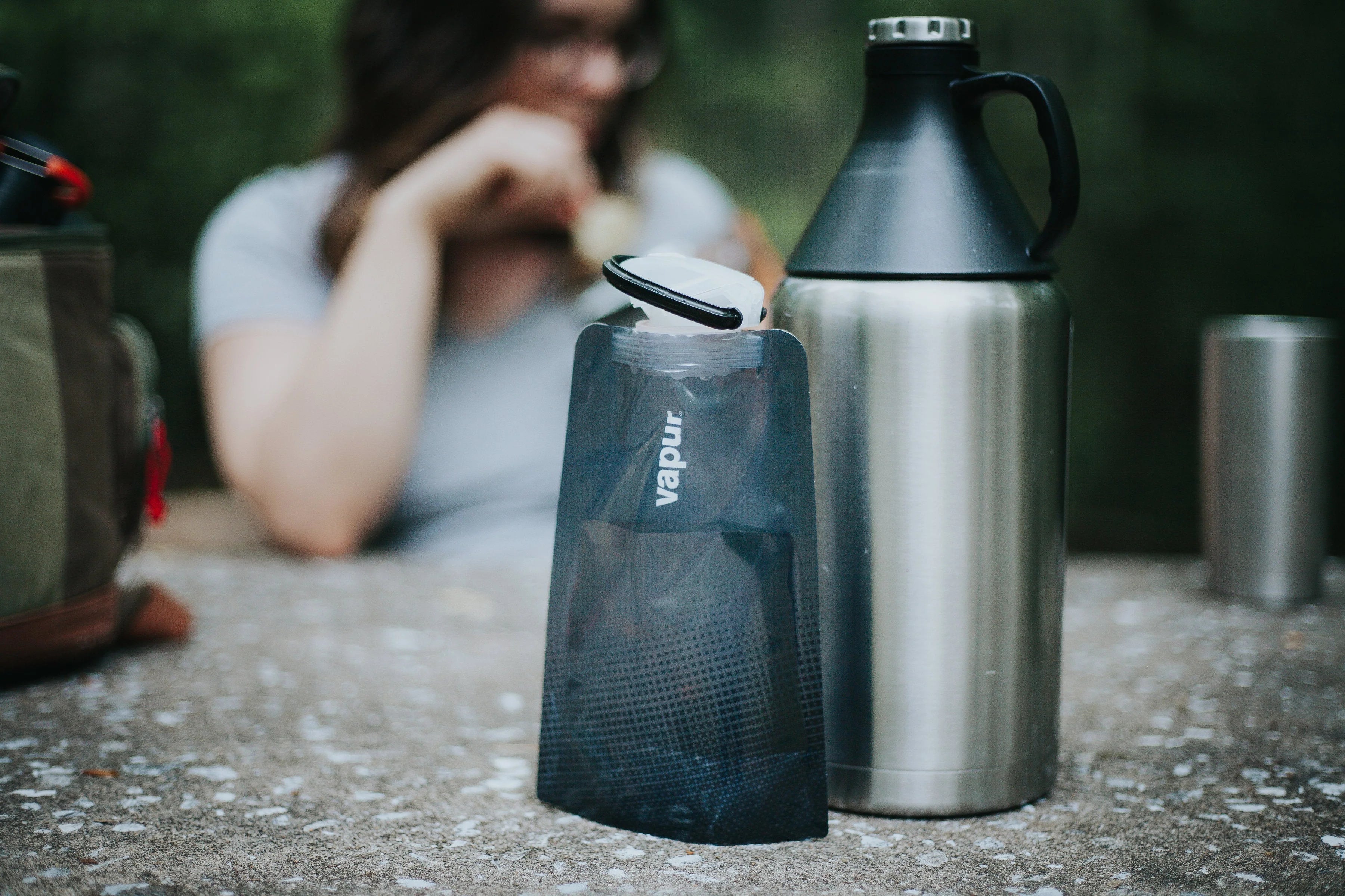 Vapur Style Flexible 700ml Anti-Bottle With Hook - BPA-Free For Hiking & Sports